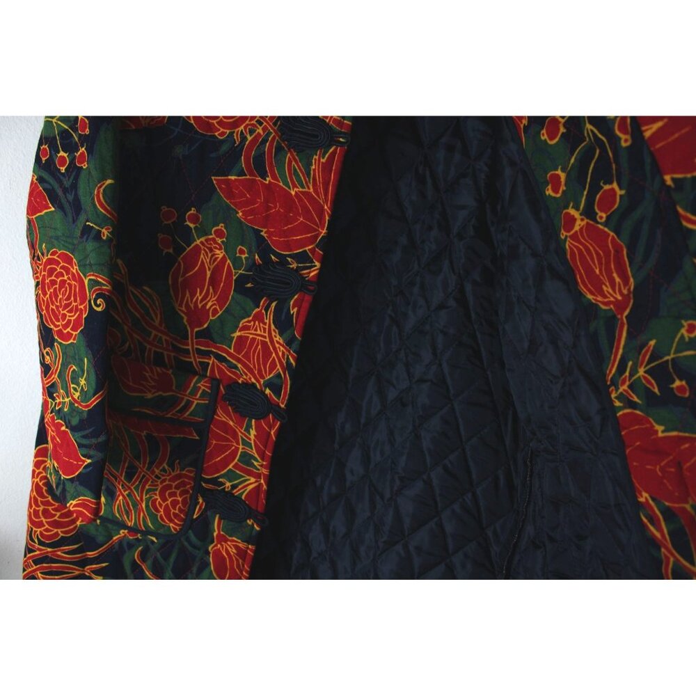 Madesha Fashion Quilted Asian Coat Red Black Floral Frog Closure 91343 - Picture 3 of 6